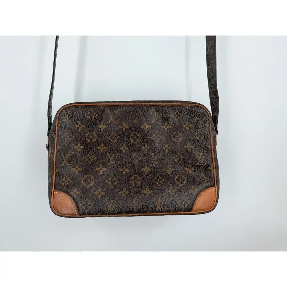 Authentic Louis Vuitton Nile Monogram Crossbody Bag with Cert of Authenticity